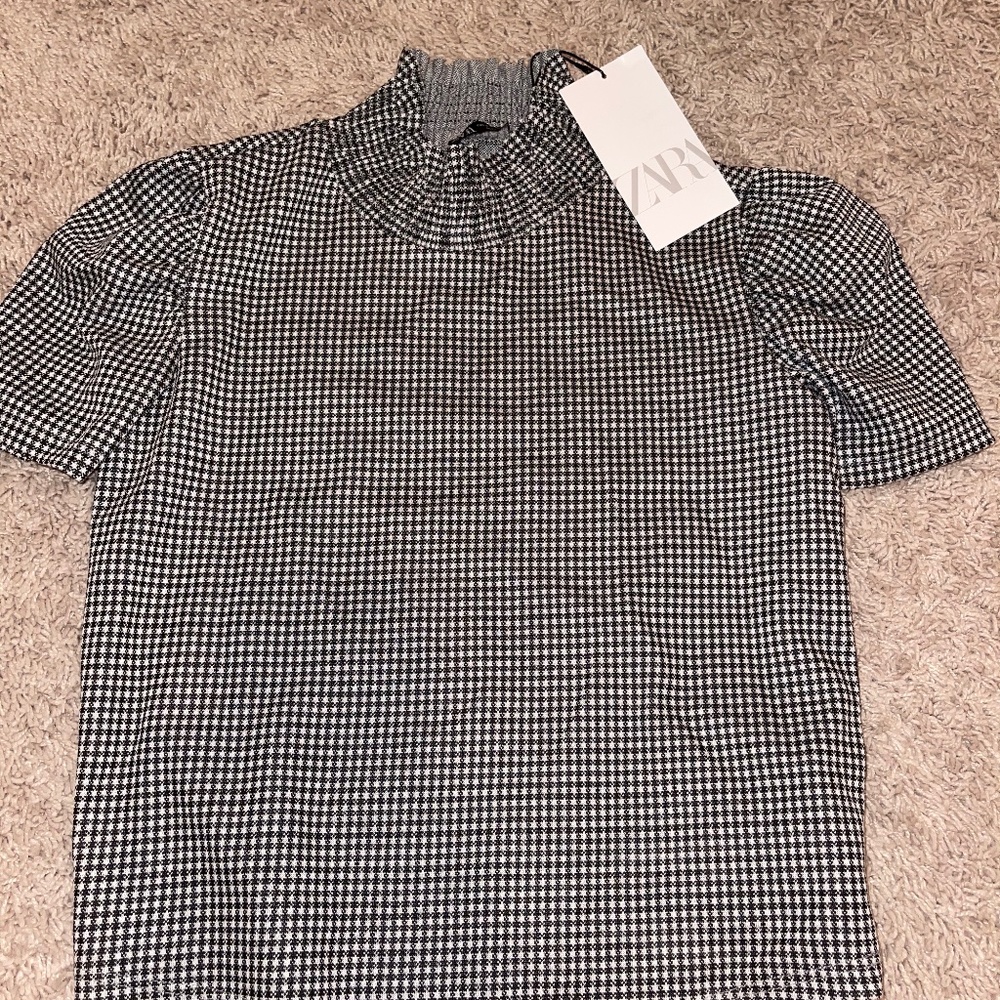 Zara top with tag still on